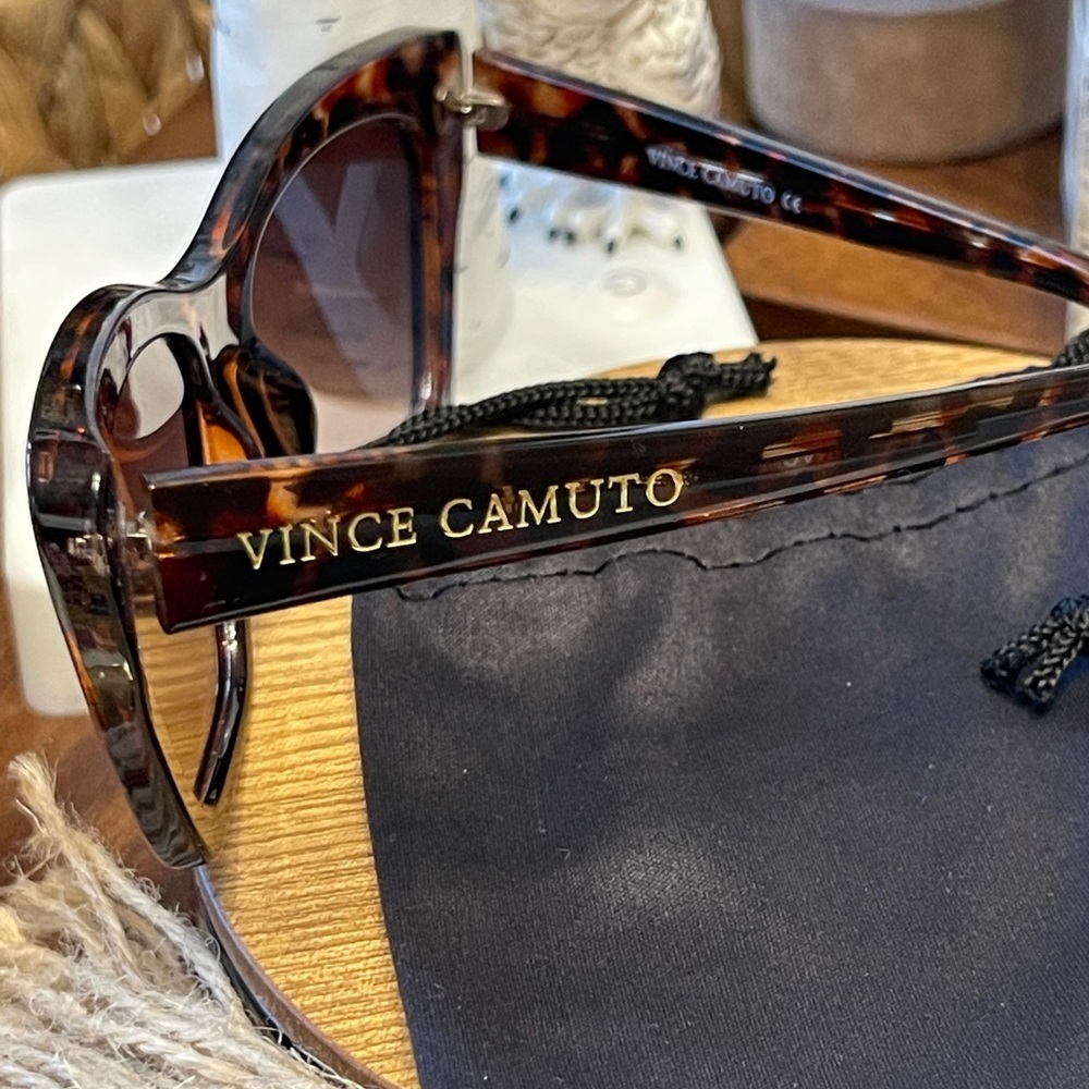 VINCE CAMUTO Cat-Eye Sunglasses in Faux Tortoiseshell VC899 - Picture 7 of 12
